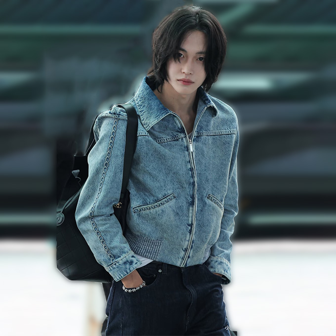 chanel pre-collection chain embroidery washed denim cropped jacket